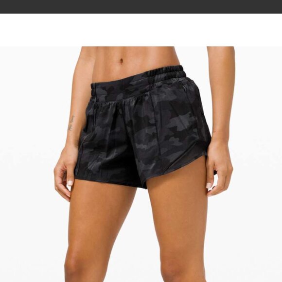 Lululemon Athletica Black  camo. Athletic Shorts Lightweight Design - Picture 8 of 8